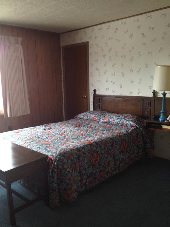 Oneida Village Inn Three Lakes Quarto foto