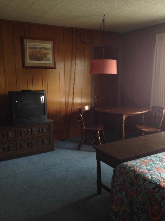 Oneida Village Inn Three Lakes Quarto foto